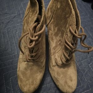 White Mountain Taupe Suede Ankle Boot